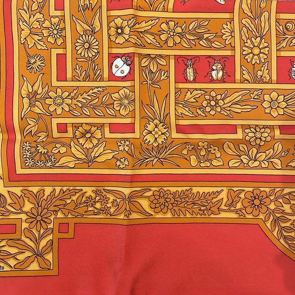 Hermes silk scarf 67 X 11 inches - Picture 5 of 9